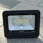 Projecteur solaire Aurora 200W avec 3 Couleur Réglables – Image 3